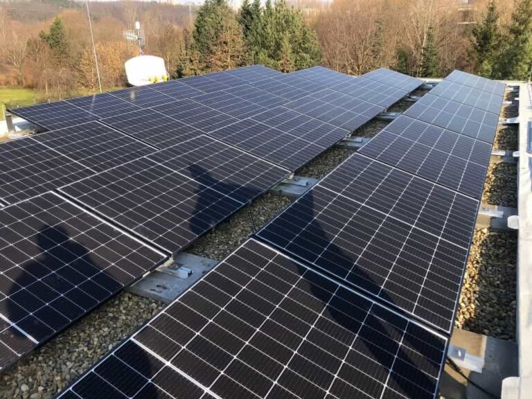 FVE větší instalace na střeše